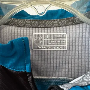Bontrager Blue and Gray Bike Jersey thumbnail 4