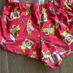 Disney Red Ladies Winnie the Pooh Print Pajamas Set XS - FITS LIKE A SMALL thumbnail 5