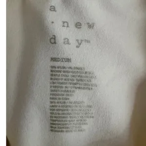 A New Day‎ Womens Short Sleeve Crewneck T-Shirt Winter White Medium NWT thumbnail 3