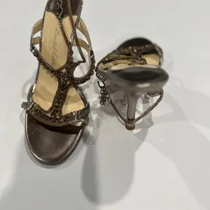 Women's Veronica‎ Pewter Sandals Heels Limited Edition - Size 8. thumbnail 4