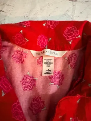 Victoria's Secret Red Floral Button-Front Pajama Set women’s vintage medium thumbnail 7