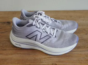 New Balance FuelCell Propel v4 Womens Size 9.5 Running Shoes Purple‎ White thumbnail 1