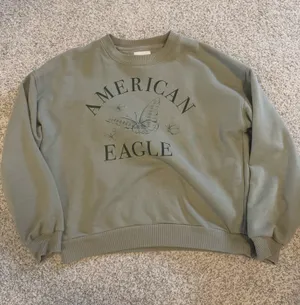 American Eagle Sweatshirt thumbnail 1
