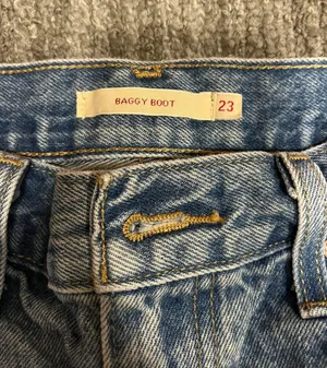 levi’s baggy boot jean thumbnail 3