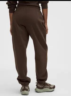 Lululemon Women’s Medium Scuba Mid-Rise Oversized Joggers in Brown thumbnail 2