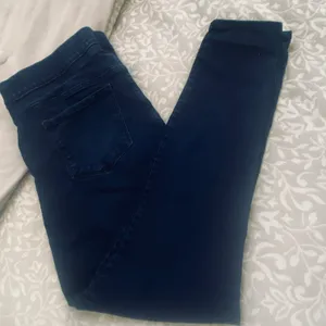 Old Navy super skinny stretchy jeans thumbnail 6