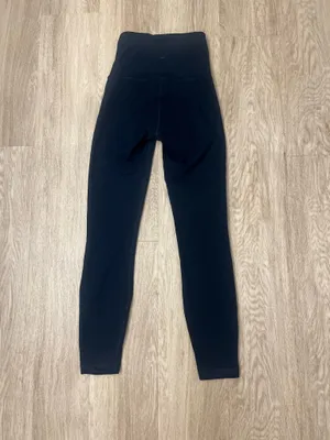 lululemon leggings  thumbnail 3