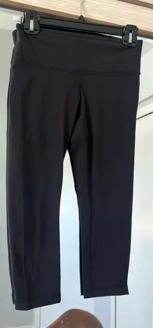 Lululemon Womens Wunder Under Cropped Leggings Size 4 Black Mid Rise Pull On thumbnail 1