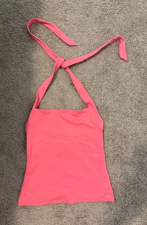 Aritzia Contour Top thumbnail 1