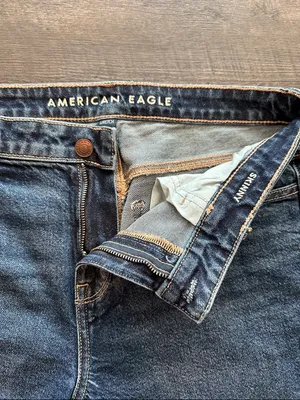 American Eagle‎ 8 Darkwash Straight Leg Skinny Jean thumbnail 2