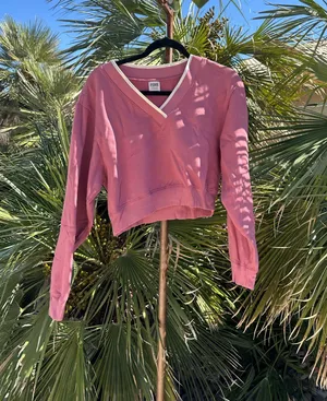 Victoria's Secret PINK V-Neck Cropped Sweatshirt thumbnail 1