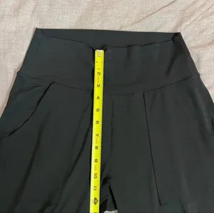 SheIn Solid Black Stretchy Waist High Rise Joggers Athletic Pants Size Medium thumbnail 9