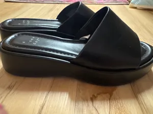 Black platforms Size 5.5 thumbnail 3