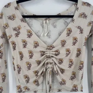 Anthropologie Sabrina Cinched‎ Crop Top Shirt neutral floral color Small Boho thumbnail 7