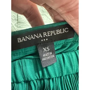 Banana Republic Green Pleated‎ Mini Skirt Elastic Waist XS Micro Pleat Lined thumbnail 5