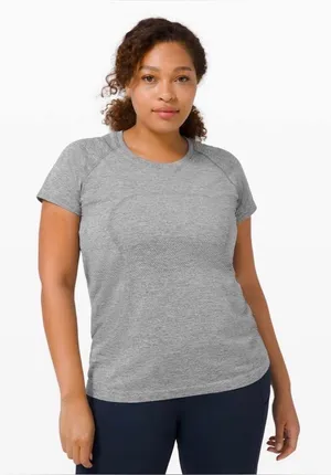 Lululemon Swiftly Tech Short Sleeve 2.0 Slate White gray W3DFNS size 6 thumbnail 1
