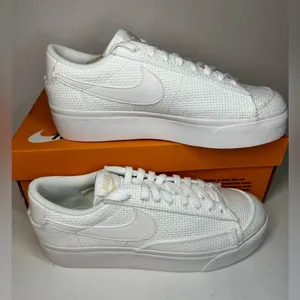 Nike unisex Blazer Low leather-trimmed crocheted platform sneakers casual comfy thumbnail 3