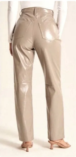 Abercrombie & Fitch Curve‎ Love 90s Straight Ultra High Rise Vegan Leather Pants thumbnail 1