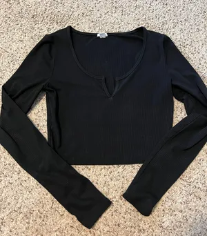 Garage Notch Kylie Tee thumbnail 4