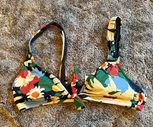 Madewell Second Wave Tie-Front Bikini Top in Painted Garden Floral Vacation thumbnail 1