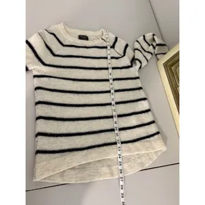 Abercrombie & Fitch Cream White Navy Blue Fuzzy Knit Minimalist Preppy Sweater S thumbnail 5