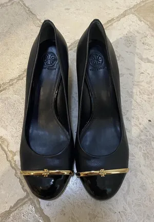 Tory Burch Pacey Shoes Womens Size 10.5 Black Wedge Round Toe Logo Patent Pumps thumbnail 1