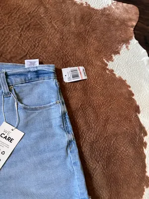 Women's light wash denim cutoff shorts new with tags Kensie jeans Size 10/30 thumbnail 2