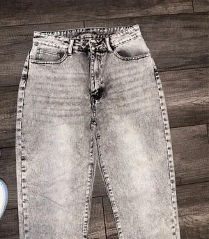 Black stonewashed frayed denim jeans thumbnail 3