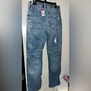 NWT Curvy Straight American Eagle Jeans 
Size:2 thumbnail 6
