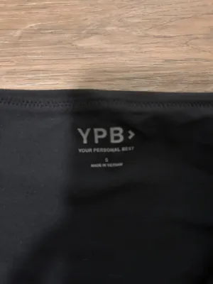 YPB Abercrombie Tank Black Top thumbnail 3