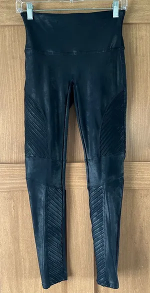 Spanx Faux Leather Moto Leggings Very Black Size Large 20136R‎ thumbnail 1