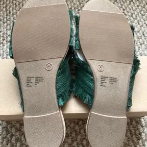 New Crevo Monroe green fringe sandals thumbnail 4