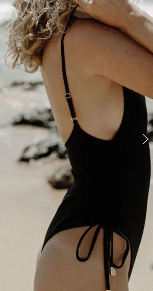 One Piece Black  Bikini thumbnail 6