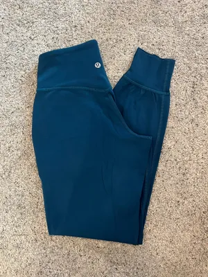Lululemon Align Joggers 28" thumbnail 3
