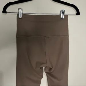 Lululemon Wunder Train High-Waisted‎ Ribbed 28’ Leggings thumbnail 11