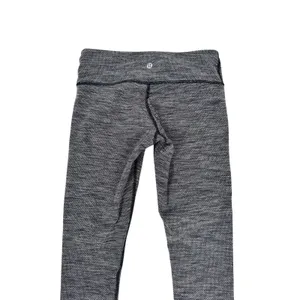 Lululemon Wunder‎ Under Crop Leggings Black White Space Dye Size 4 Low Rise thumbnail 3