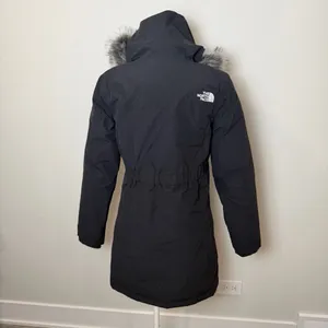 The North Face Women's Arctic Parka thumbnail 2