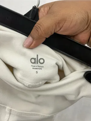 ALO Yoga White Ribbed Moto Leggings 1056 thumbnail 9