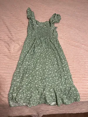 Dress thumbnail 3