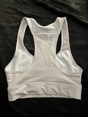 Fabletics Sports Bra  thumbnail 2