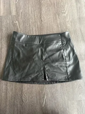 Wild Fable Black Pleather Skirt thumbnail 2