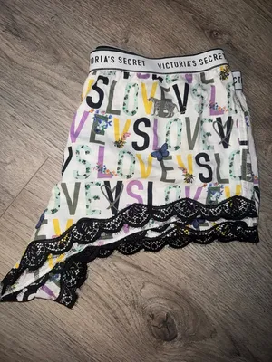 Victoria’s Secret LOVE VS Lacy sleep boxy shorts! thumbnail 5
