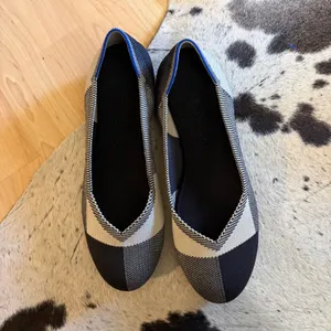 Rothys Retired Cap Toe‎ The Flat Black White Block Plaid Size 9.5 thumbnail 2