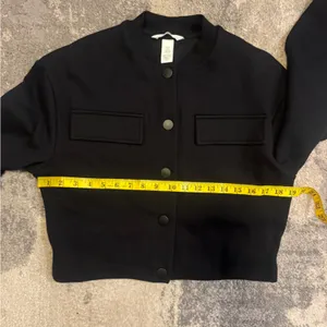 H&M Black Crop Top Utility Jacket for Women thumbnail 4