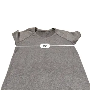 Lululemon Swiftly Tech Short Sleeve Activewear Shirt in Gray/Slate Sz 10 thumbnail 7