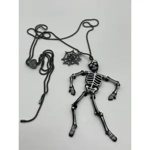 Betsey Johnson Glow In The Dark Adjustable Halloween Skeleton Necklace Goth thumbnail 2