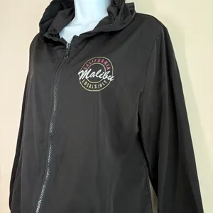 Brandy Melville Malibu California Lightweight Zip Up Hooded Jacket‎ Fits Med/Lg thumbnail 2