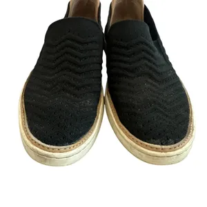 Ugg Sammy Chevron Black Slip-On Sneakers Flats Casual Comfy Size 9.5 Women's thumbnail 6