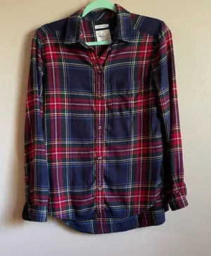 American Eagle‎ red blue Plaid button down sz Small thumbnail 1