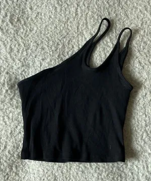 Princess Polly size 2 blouse‎ thumbnail 1
